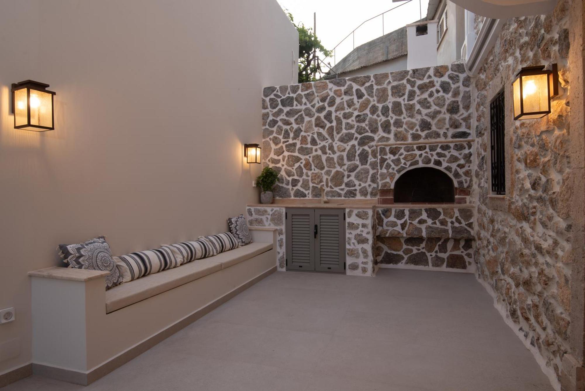 Mygema Boutique Home Kalymnos Town Екстер'єр фото